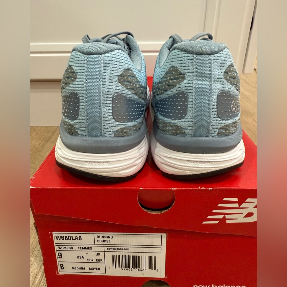 New balance running sneakers - Picture 5 of 8